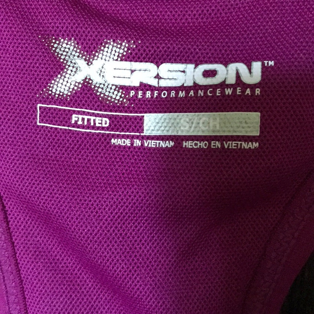 Workout top - Picture 3 of 3